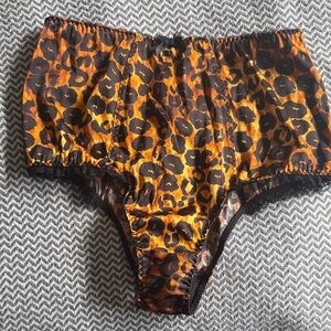 Agent provocateur high waist leopard underwear size 2 small